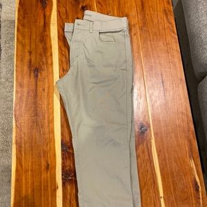 Duckhead Mens canvas pant. Field khaki. 32x30